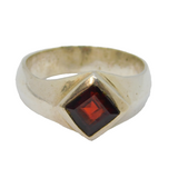 Sterling Silver Offset Square Garnet Studio Band Ring Vintage c1970 Size P
