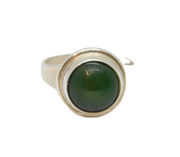 Sterling Silver New Zealand Nephrite Jade Studio Ring Vintage c1990 Size L 1/2