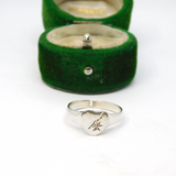 Sterling Silver Engraved Heart Signet Ring Vintage c1970 Size J 1/2
