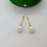 9ct Yellow Gold Simulated Pearl Stud Earrings Vintage c1970