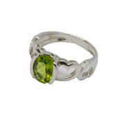 Sterling Silver Peridot Cut Out Heart Pattern Dress Ring Vintage c1990 Size M
