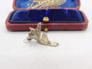 Sterling Silver Romantic Couple in the Shoe Charm Pendant Vintage c1970