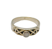 Sterling Silver Mother Of Pearl Celtic Pattern BandRing Vintage c1970 Size L 1/2