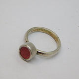 Sterling Silver Planished Red Stone Studio Dress Ring Vintage c1990 Size O 1/2