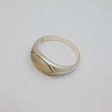 Sterling Silver Ellipse Mother Of Pearl Studio Ring Vintage c1970 Size R 1/2