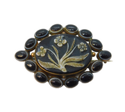 George III 9ct Gold, Carved Hardstone & Banded Agate Mourning Brooch Antique