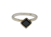 Sterling Silver Black Agate Diamond Shape Dress Ring Vintage c1970 Size M 1/2