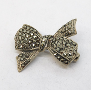 Sterling Silver Marcasite Set Ribbon Brooch Pin Antique c1930 Art Deco