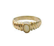 Sterling Silver Mother Of Pearl Textured Patterned Ring Vintage c1970 Size R 1/2