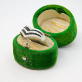 Sterling Silver & Black Enamel Wishbone Ring Vintage c1970 Size N 1/2