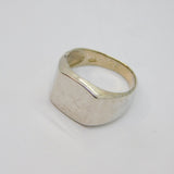 Sterling Silver Graduating Band Plain Front Signet Ring Vintage c1970 Size X
