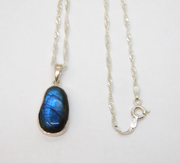 Sterling Silver & Labradorite Set Bean Form Drop Pendant Necklace Vintage