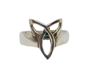 Sterling Silver Celtic Trinity Knot Band Dress Ring Vintage c1970 Size M 1/2