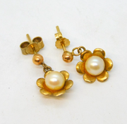 9ct Yellow Gold & Pearl Set Floral Stud Earrings Vintage c1970s