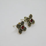 Pair of Sterling Silver Swirly Pattern Garnet Set Stud Earrings Vintage c1970