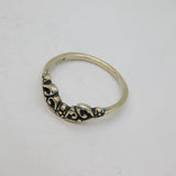 Sterling Silver Floral Pattern Curve Front Dress Ring Modern c1990 Size R