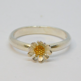 Sterling Silver & Gilt Daisy Studio Style Ring Vintage c1970 Size O