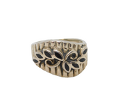 Sterling Silver Black Enamel Leaf Pattern Wavy Band Ring Modern c1990 Size M