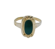 Sterling Silver Oval Green Hardstone Dress Band Ring Vintage c1970 Size Q