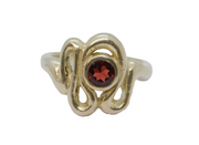 Sterling Silver Faceted Garnet Swirly Studio Style Ring Vintage c1970 Size P