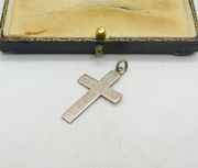 Simple Sterling Silver Wave Pattern Cross Crucifix Pendant Vintage c1970