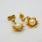 9ct Yellow Gold & Pearl Set Floral Stud Earrings Vintage c1970s