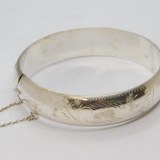Sterling Silver Etched Floral Pattern Hinged Bangle Bracelet Vintage c1970's