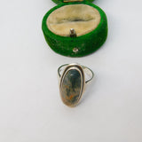 .835 Grade Silver Cabochon Cut Moss Agate Set Signet Ring Vintage c1970