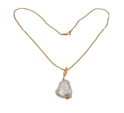 Rose-Gold On Sterling Silver White Baroque Pearl Pendant Necklace Modern c2000