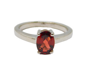 Sterling Silver Oval Garnet Solitaire Dress Ring Vintage c1970 Size N
