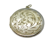 Sterling Silver Floral Pattern Round Locket Keepsake Charm Pendant Vintage c1970