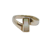 Sterling Silver Mother Of Pearl Zigzag Dress Band Ring Modern c1990 Size J 1/2