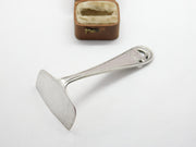 Edwardian Sterling Silver Bunny Rabbit Baby Feeder Pusher 1909 Sheffield