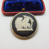 Sterling Silver & Wedgewood Jasperware Classical Brooch Vintage 1973 London