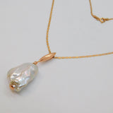Rose-Gold On Sterling Silver White Baroque Pearl Pendant Necklace Modern c2000