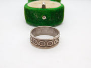 Sterling Silver Circle Bubble Pattern Band Ring Vintage c1970 Size Q UK
