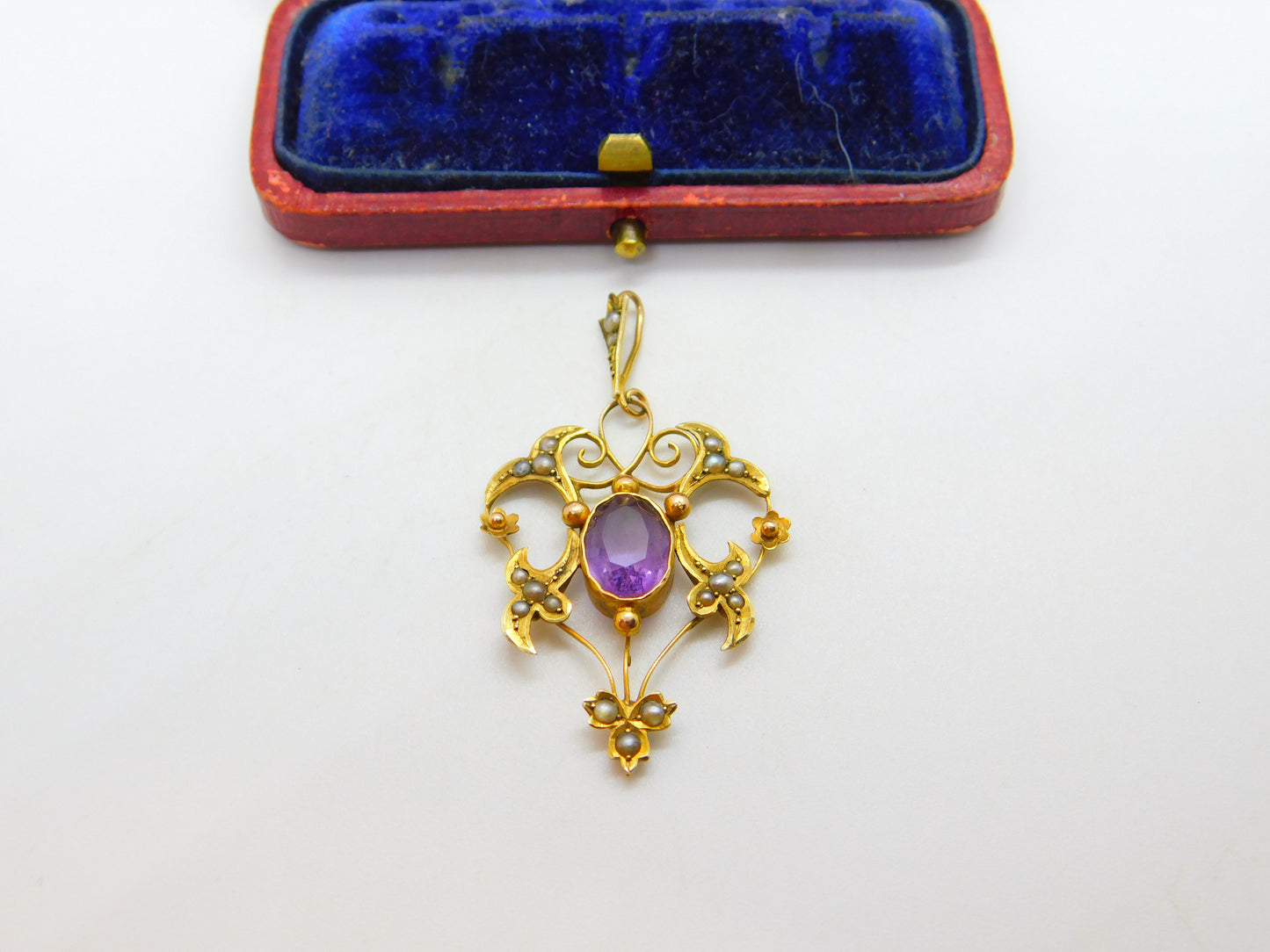 Amethyst, Seed Pearl 9ct Yellow Gold Dangling Pendant Lavalier Antique Victorian