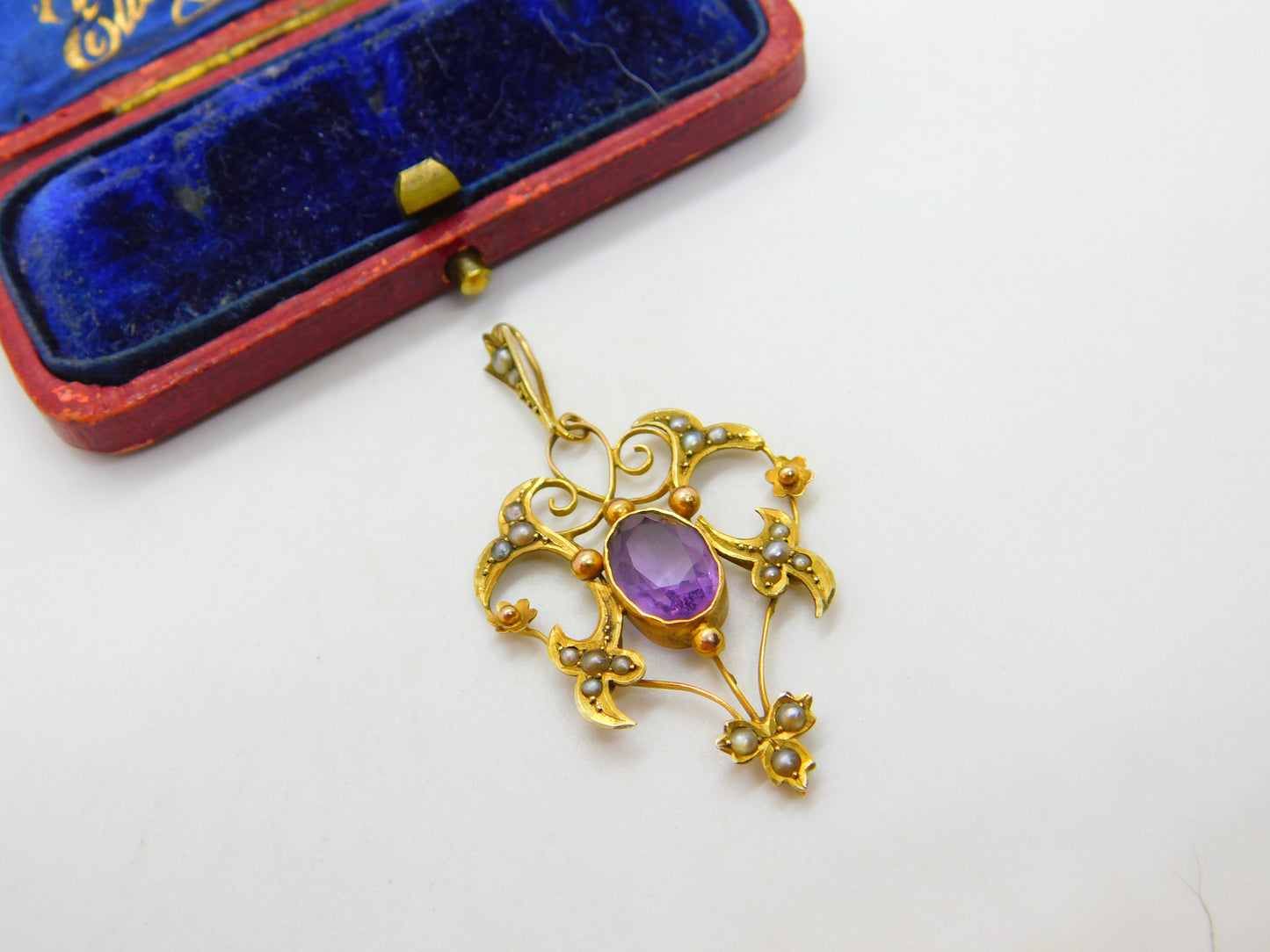 Amethyst, Seed Pearl 9ct Yellow Gold Dangling Pendant Lavalier Antique Victorian