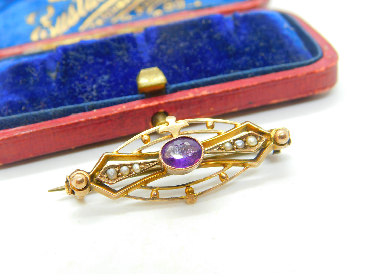 Edwardian 9ct Yellow Gold, Amethyst & Seed Pearl Sweetheart Brooch Antique c1910