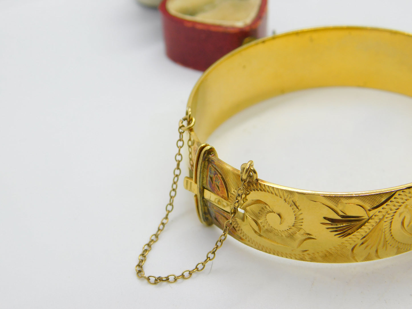 Victorian Style 9ct Yellow Gold on Metal Core Floral Bangle Bracelet Antique