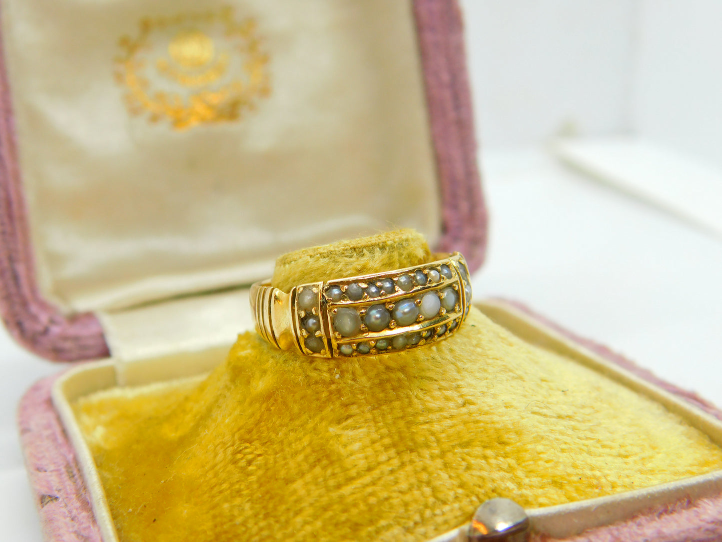 Victorian 15ct Gold & 27 Seed Pearl Mourning Ring Antique 1884 Birmingham