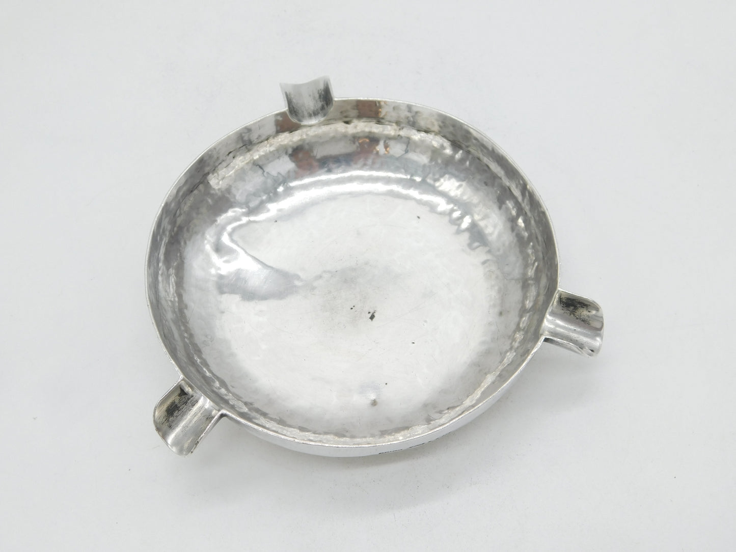 Arts & Crafts Planished Sterling Silver Ashtray Antique 1945 London Robert Prout