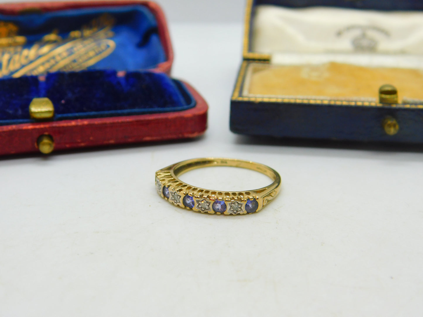 9ct Yellow Gold , Amethyst & Diamond Half-Eternity Ring Vintage c1970 Birmingham