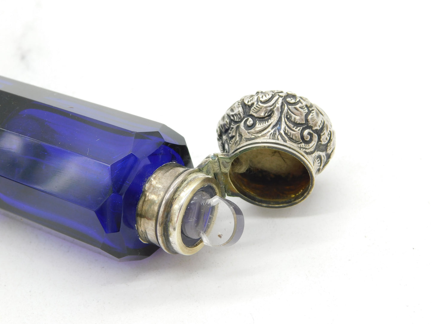 Victorian Sterling Silver Topped Double Ended Blue Glass Scent Bottle Antique c1880