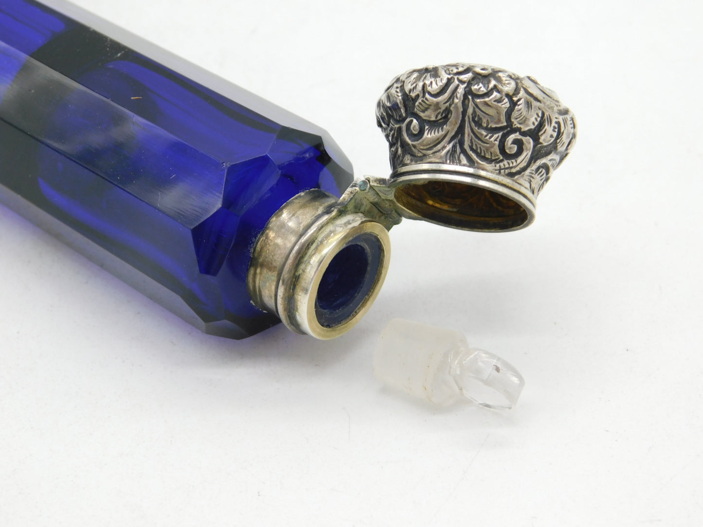 Victorian Sterling Silver Topped Double Ended Blue Glass Scent Bottle Antique c1880