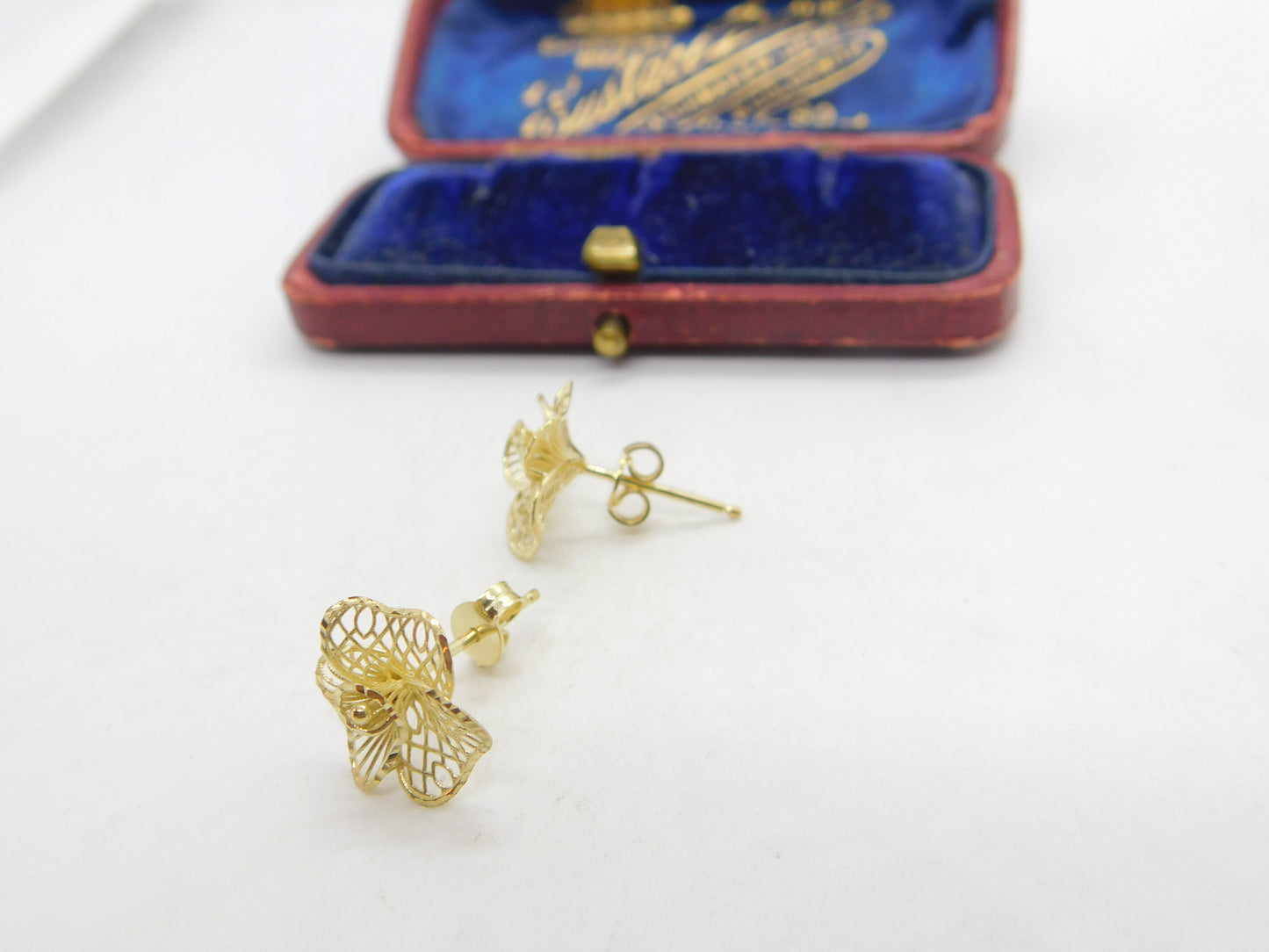 9ct Yellow Gold Filigree Form Spring Flower Stud Earrings Vintage c1990