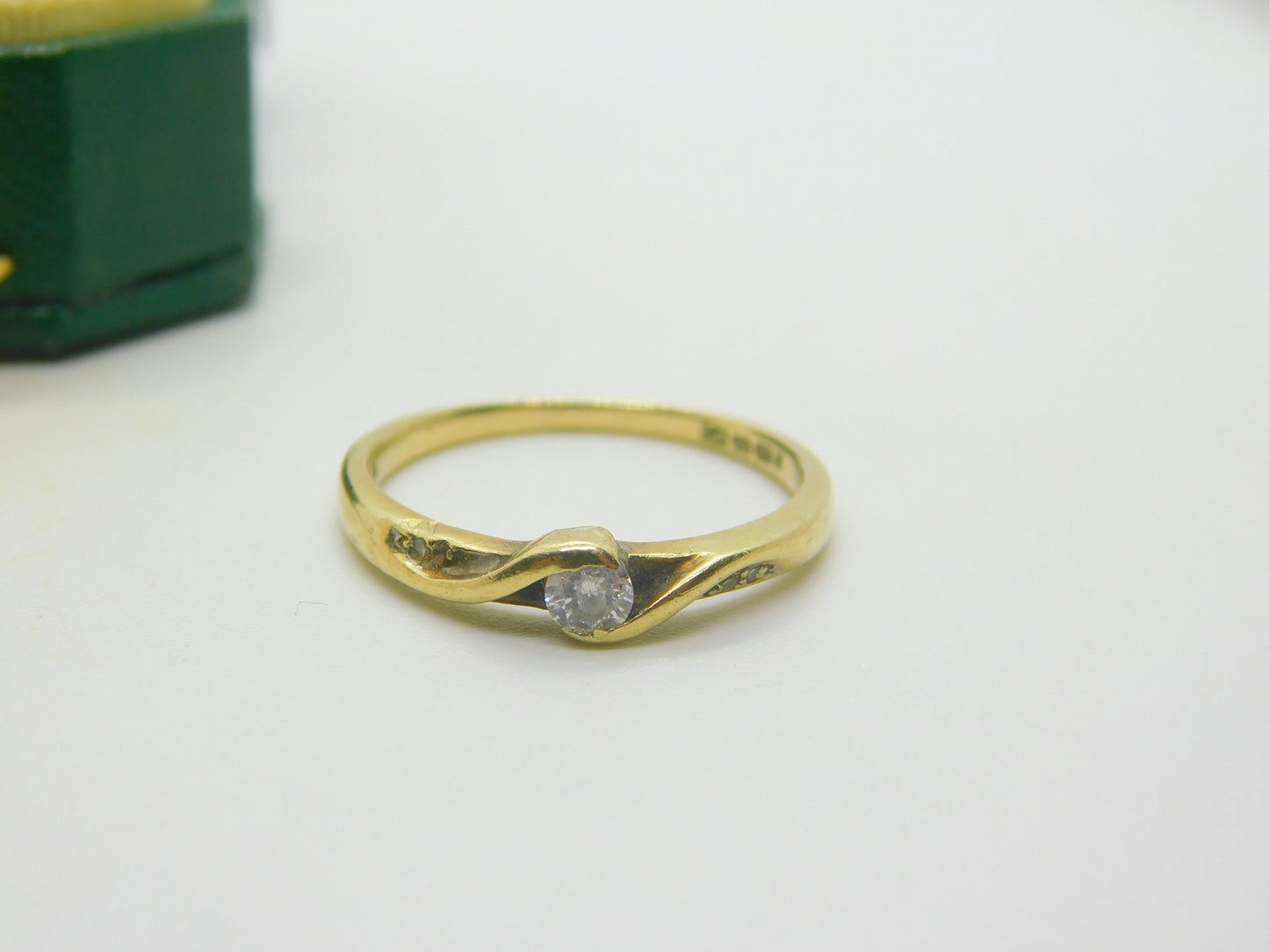 9ct Yellow Gold & 0.15ct Diamond Crossover Ring Vintage c1990 Sheffield