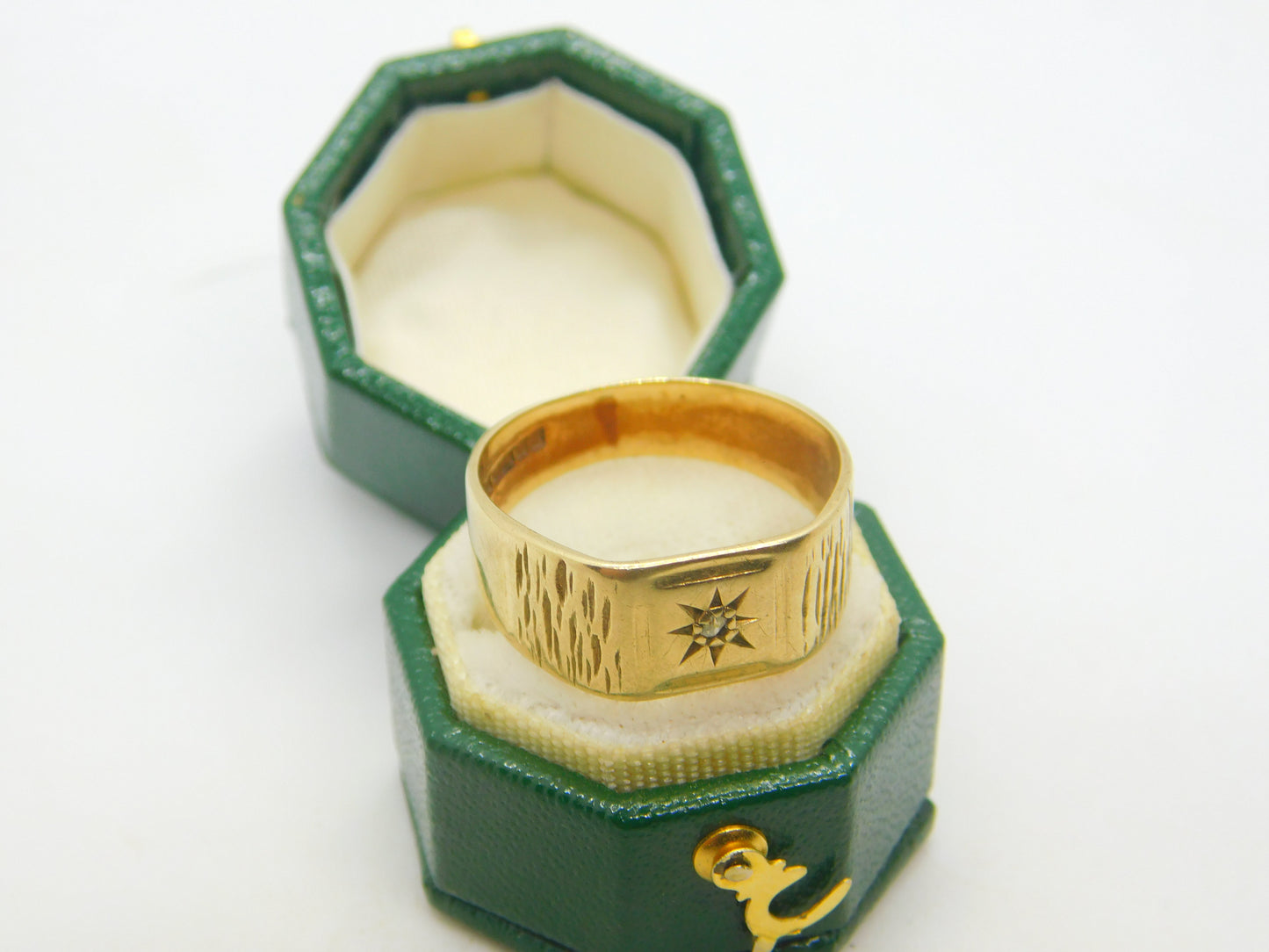 9ct Yellow Gold & Star Set Diamond Signet Ring Vintage 1970 Birmingham