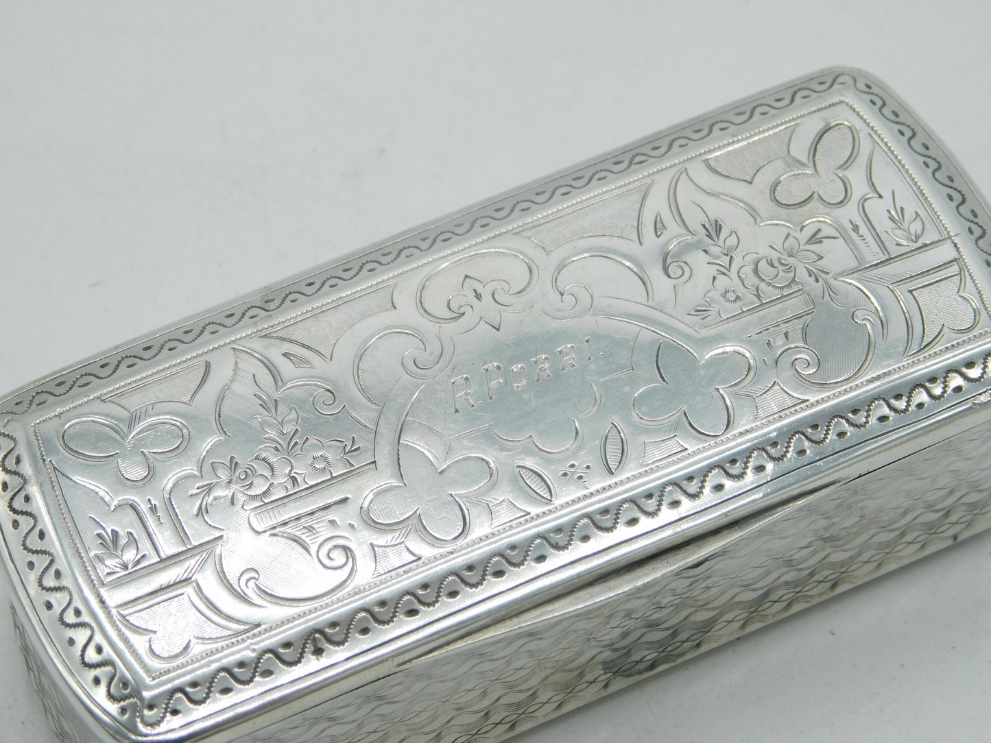 French Georgian Sterling Silver Floral Pattern Snuff Box c1820 Paris Cérès Marks