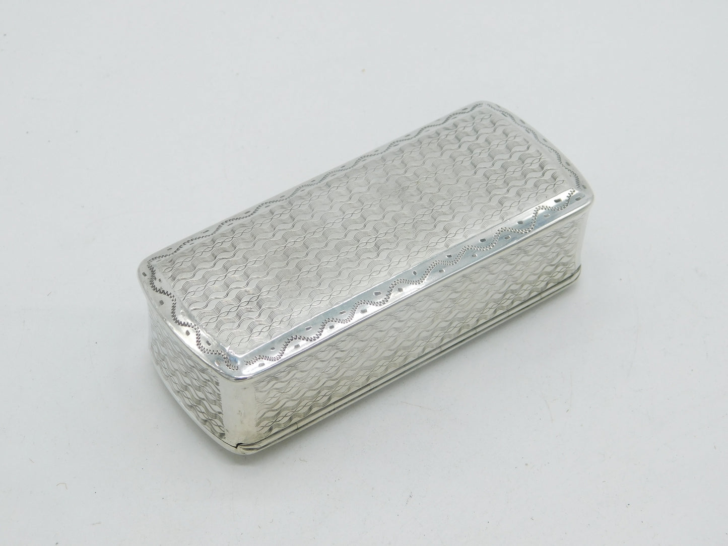 French Georgian Sterling Silver Floral Pattern Snuff Box c1820 Paris Cérès Marks